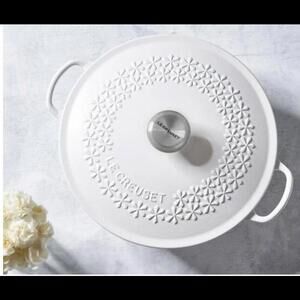 Le Creuset Fleur Collection Soup pot/ Saucepan